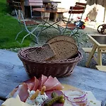 Am Schlossberg Lägenhet *
