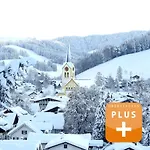 Am Schlossberg Apartman