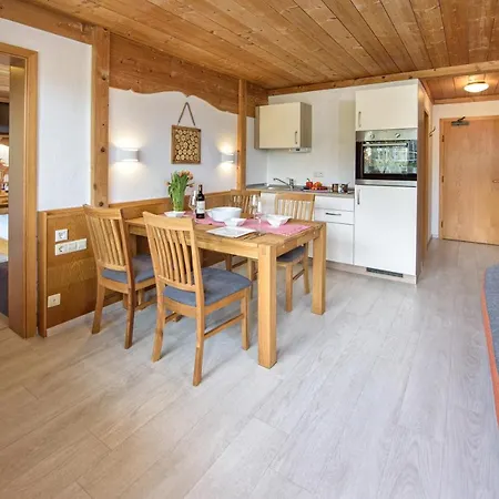 Apartment Am Schlossberg *