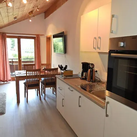 Apartment Am Schlossberg *